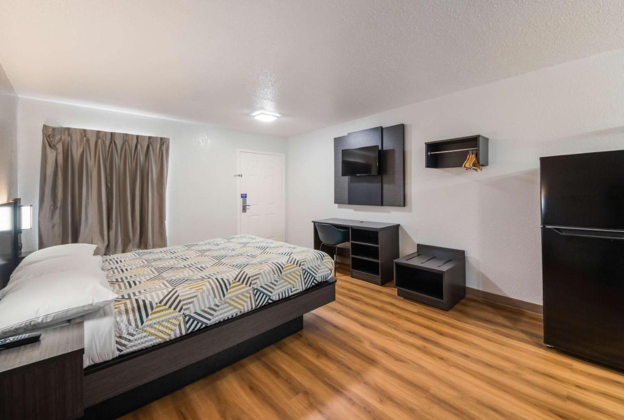 Studio 6 Laredo, Tx - North I-35 Екстер'єр фото