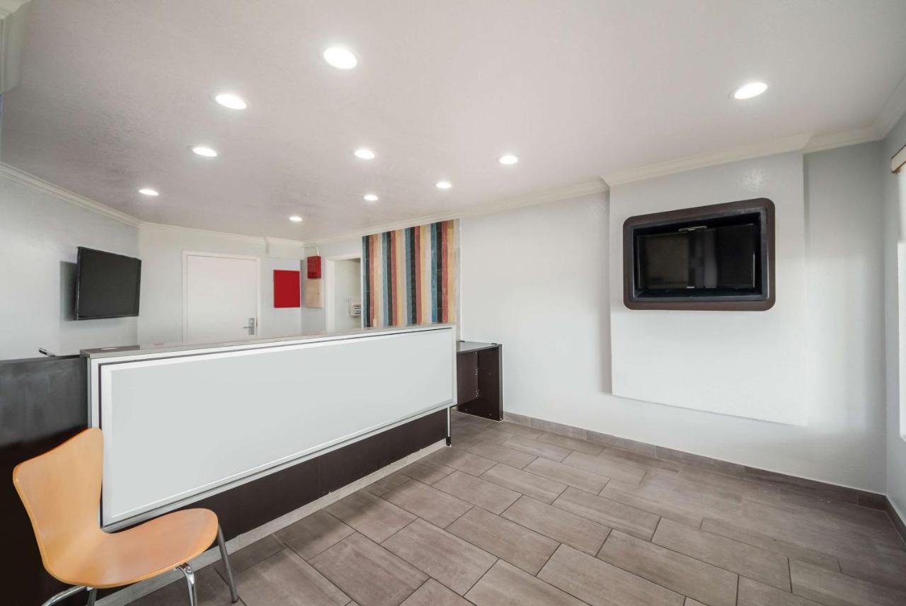 Studio 6 Laredo, Tx - North I-35 Екстер'єр фото
