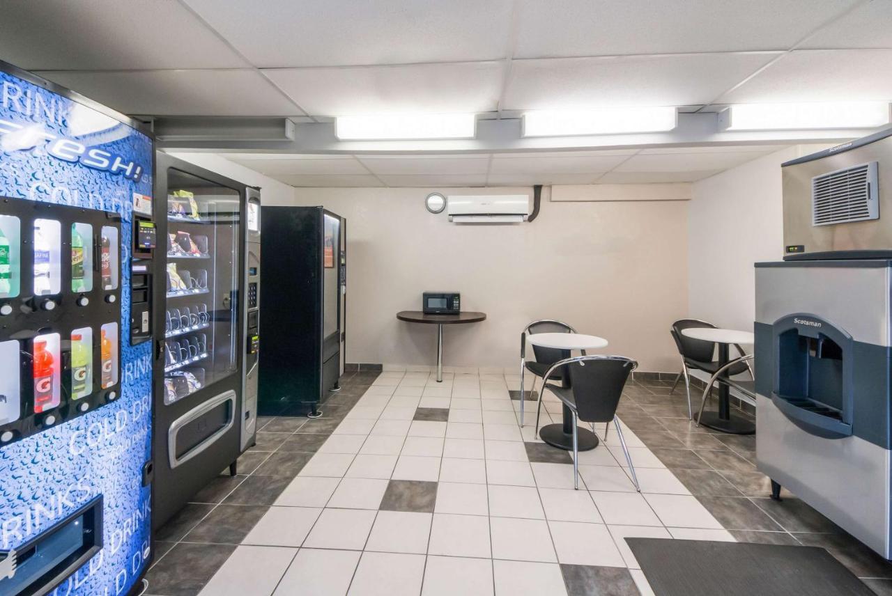 Studio 6 Laredo, Tx - North I-35 Екстер'єр фото